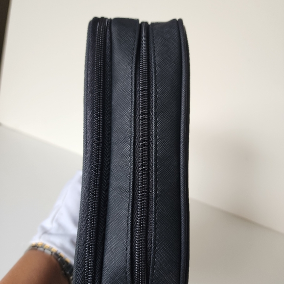 Christian Dior Parfums Make-Up Organizer - Picture 15 of 17